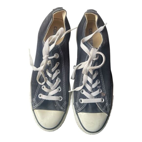 Women’s Converse All Stars Chuck Taylor Low Top Sneakers Size 7 - Picture 1 of 5